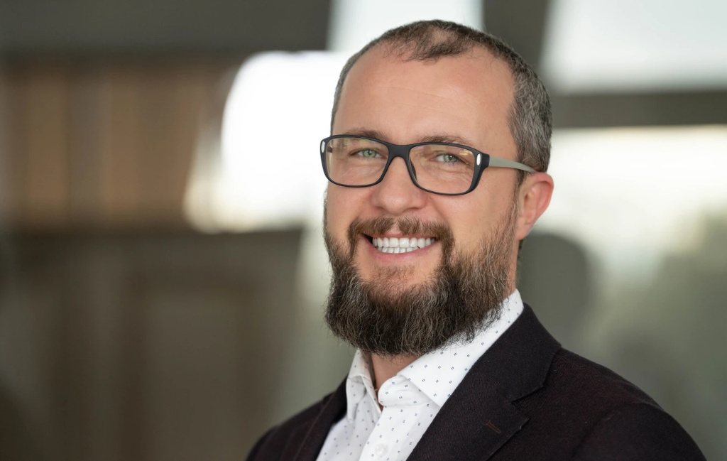 Prof. Adam Sieradzki